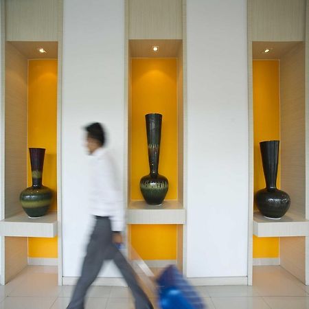 Zuri Express Hotel Pekanbaru Zewnętrze zdjęcie